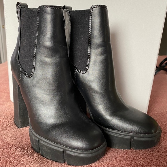 Heel booties - Picture 3 of 3